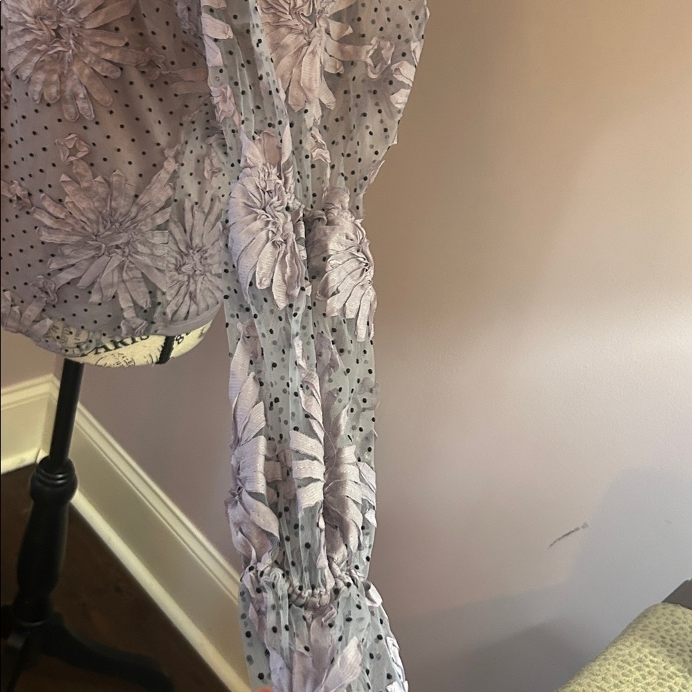 Anthropologie Eva Franco Floral Lace Lavender Top Small 🎉 - Picture 3 of 4
